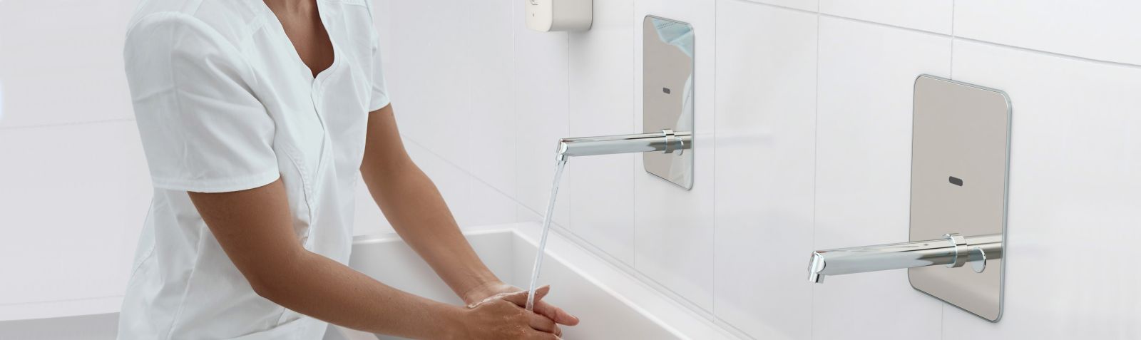 Header Image of a nurse washing her hands in a hospital with Galvin Engineering's new CMV2 tapware.